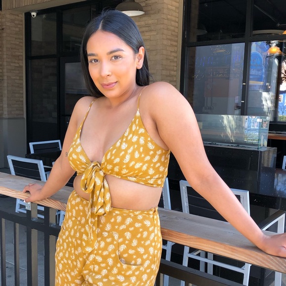 Skylar + Madison Tops - Botanic Printed Crop Top